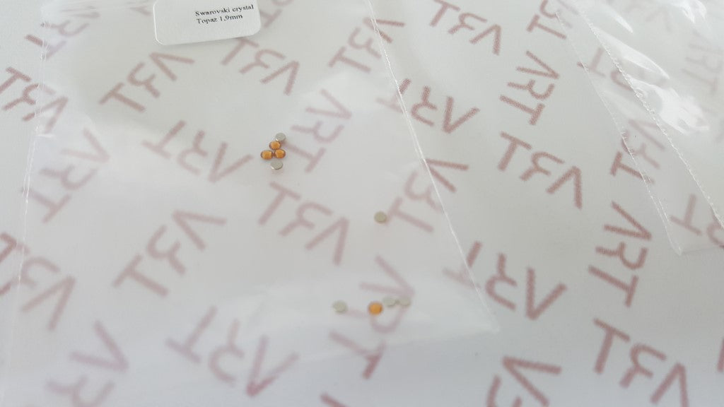 Swarovski kristali (Light Rose 1,9 mm) - GlamLashes 1/10