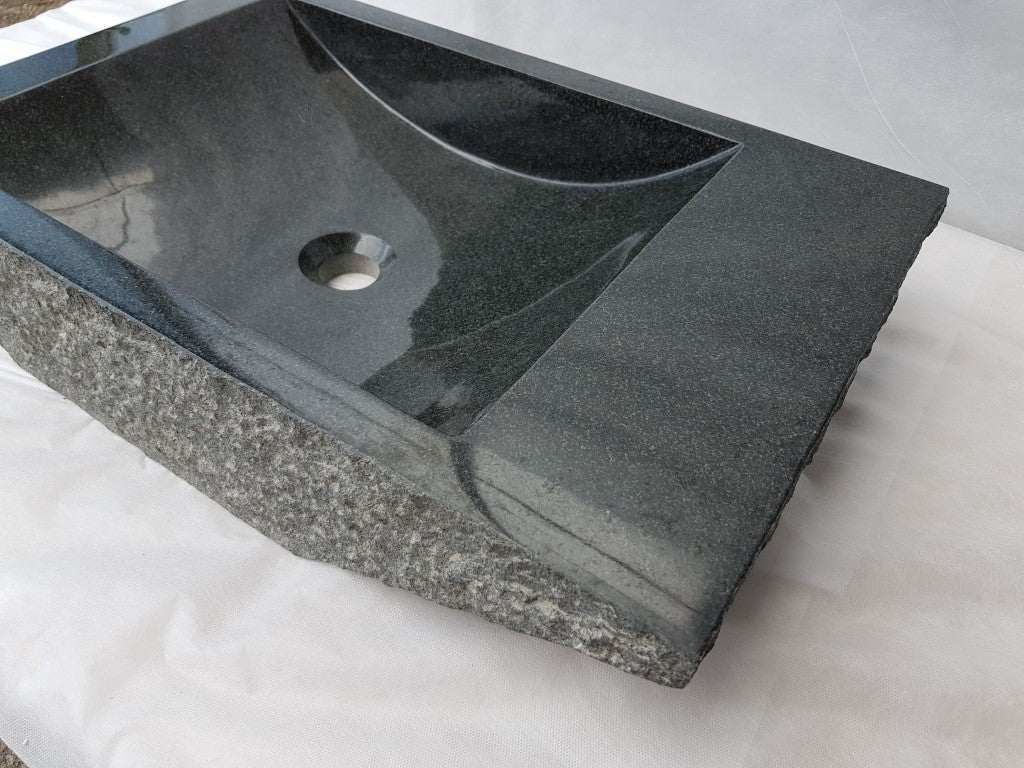 Kamniti umivalnik XM-4