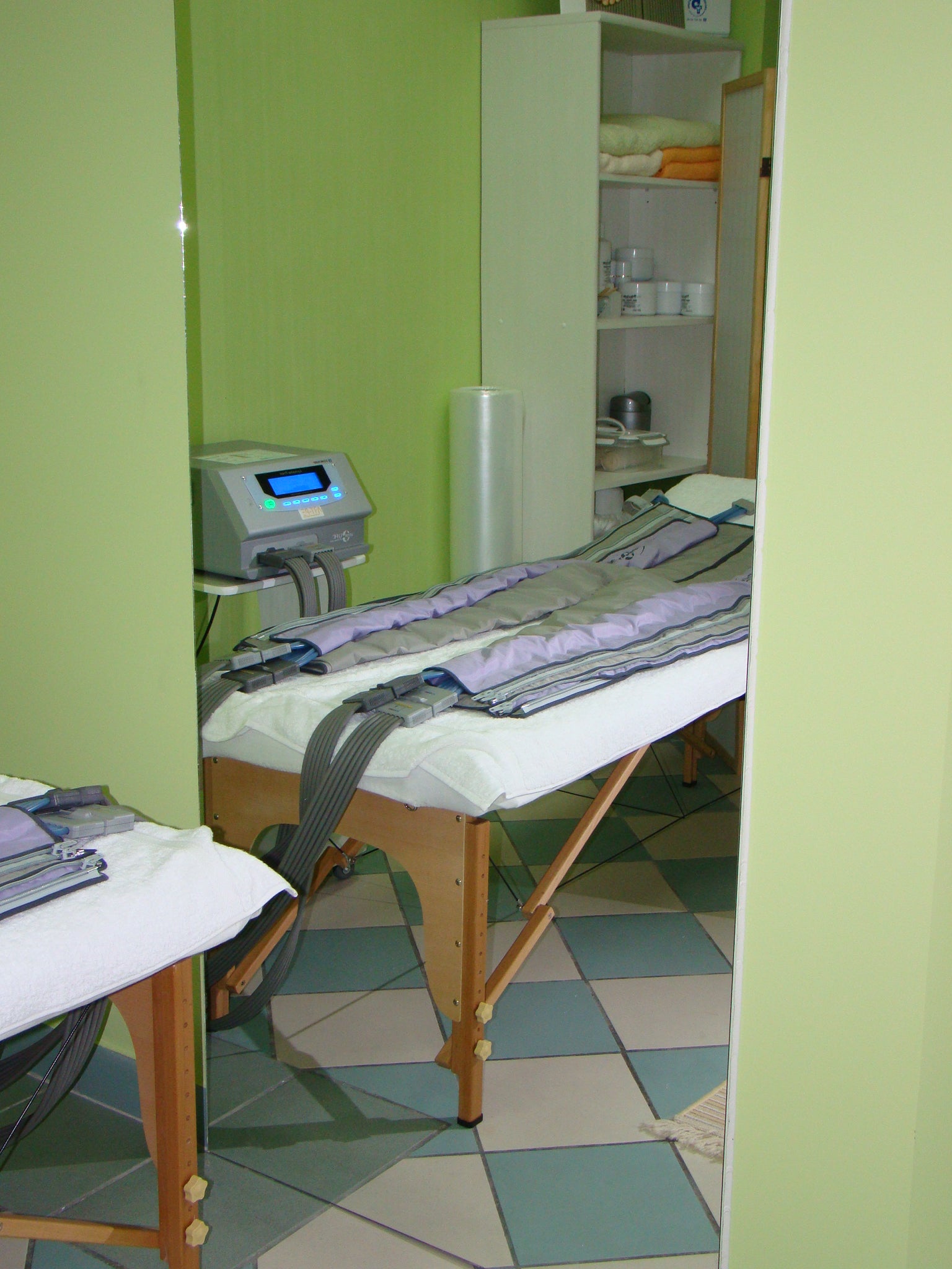 Naprava za limfno drenažo DL-1200 pro