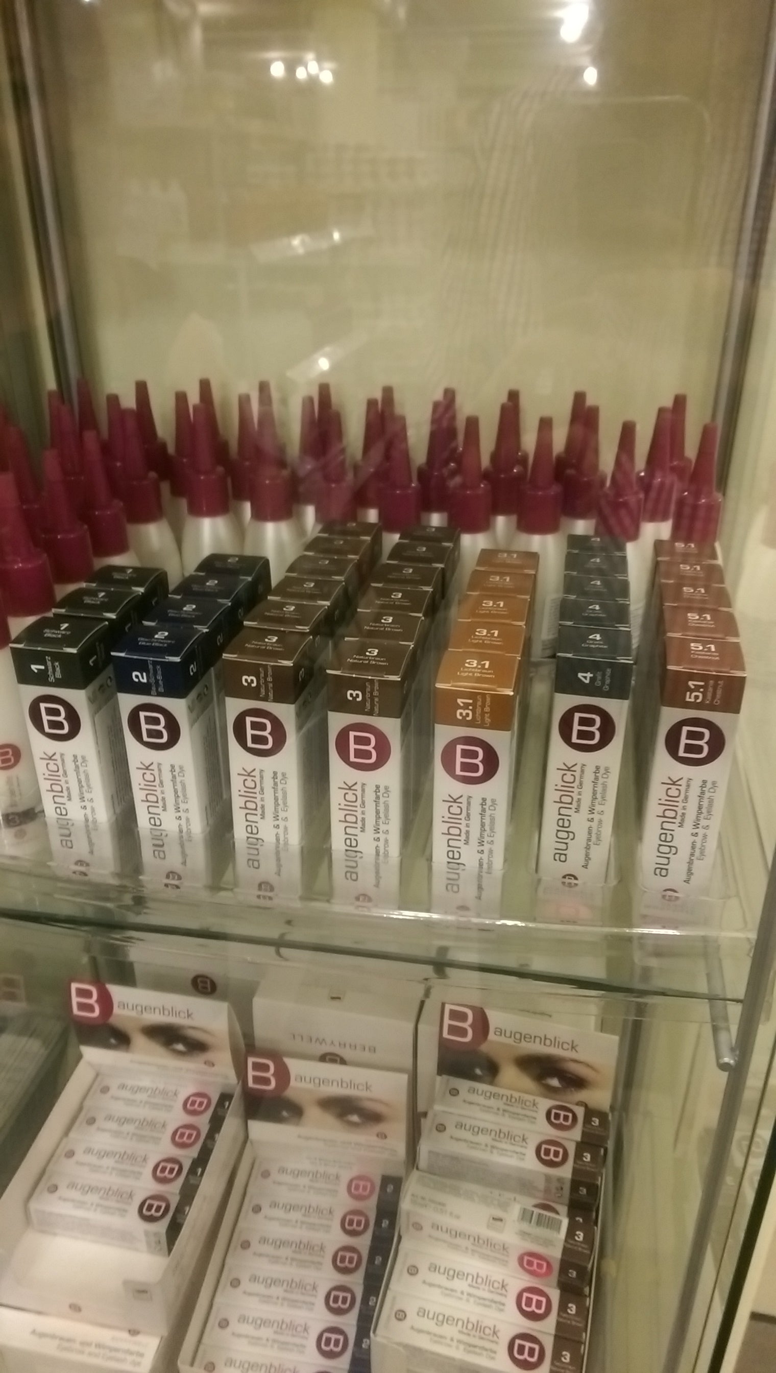 BERRYWELL® barva za trepalnice in obrvi 15ml - svetlo rjava | št. 3.1