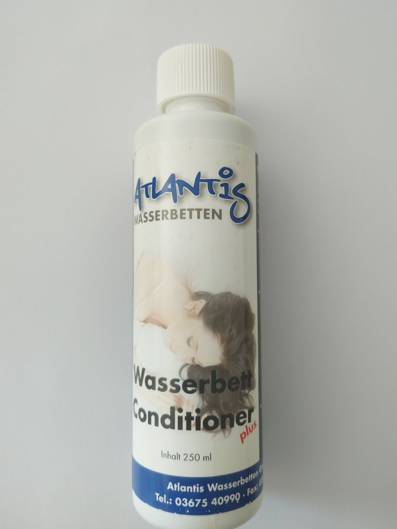 Tekočina proti algam za vodno posteljo